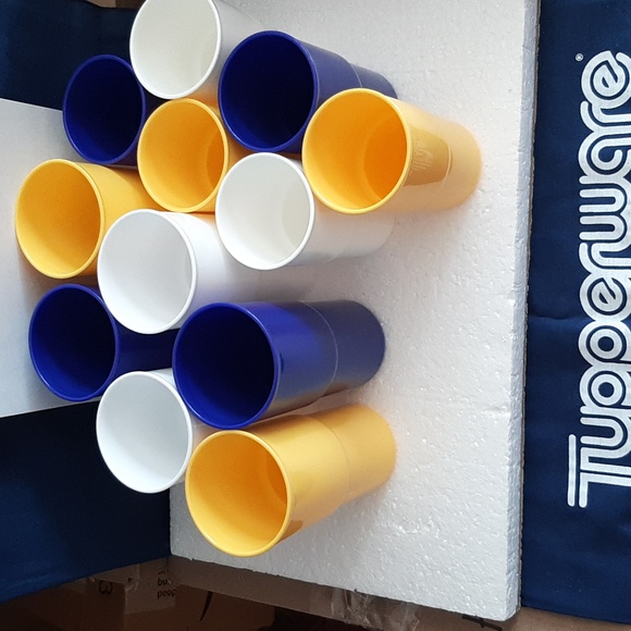 Tupperware Double Tumbler Set 12oz and 18oz Cups 12 Tumblers Total NWOT - Picture 2 of 16